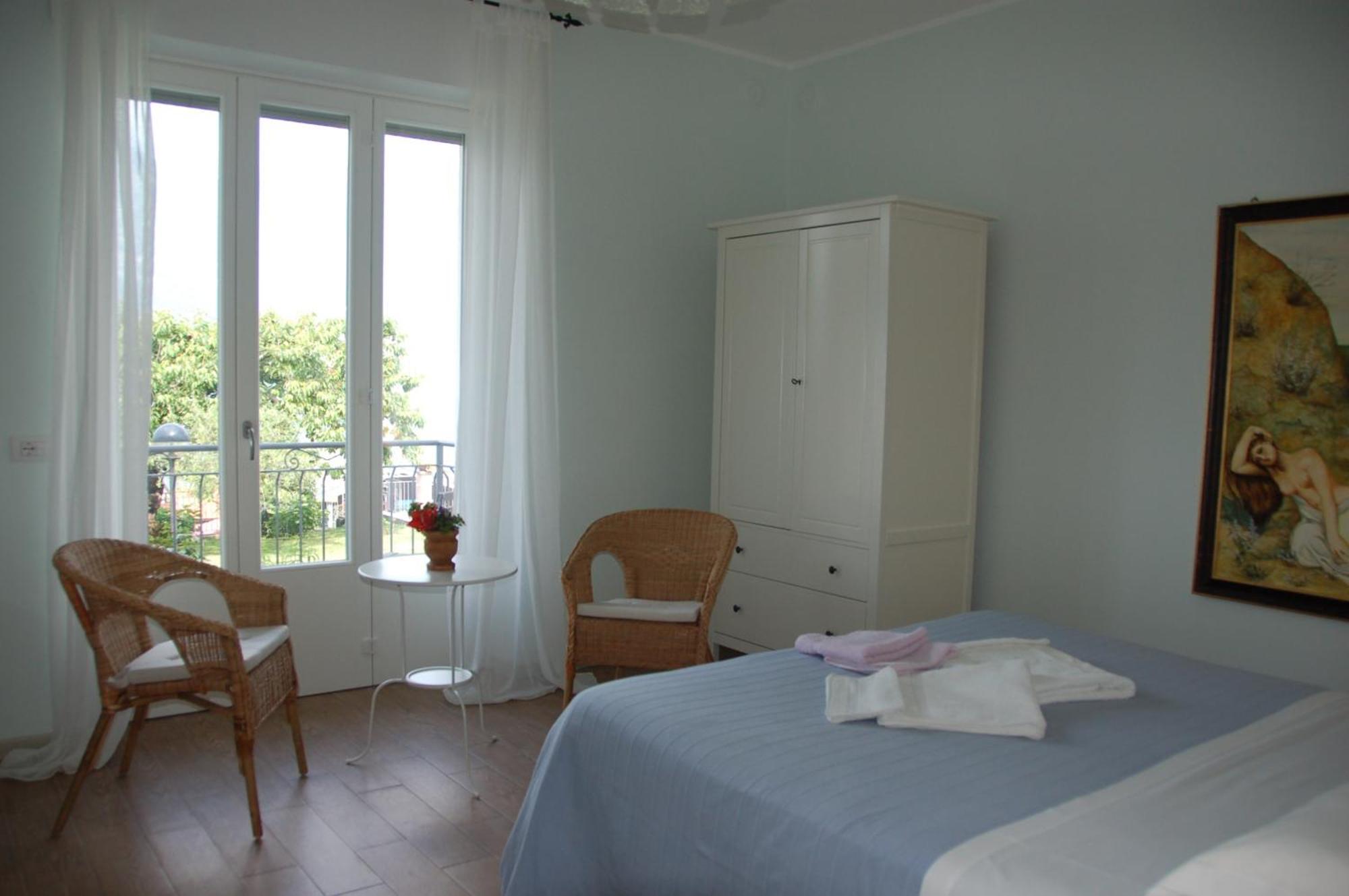 B&B Cherry En Rose Лецено Екстериор снимка