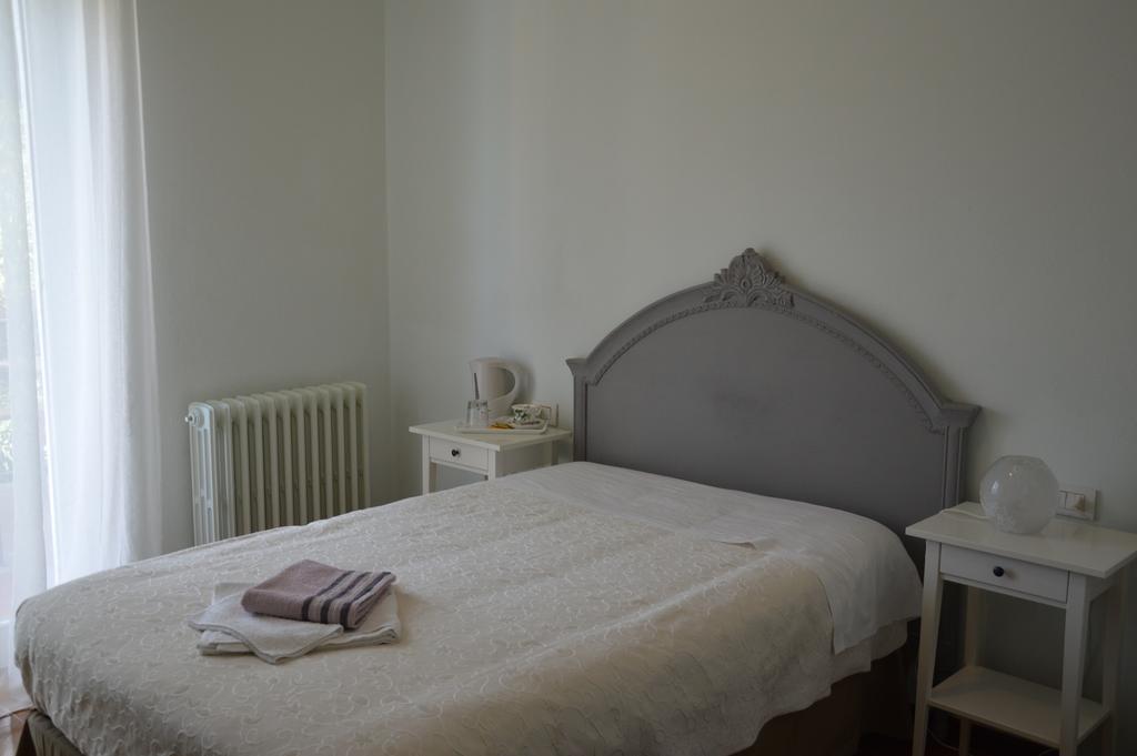 B&B Cherry En Rose Лецено Екстериор снимка
