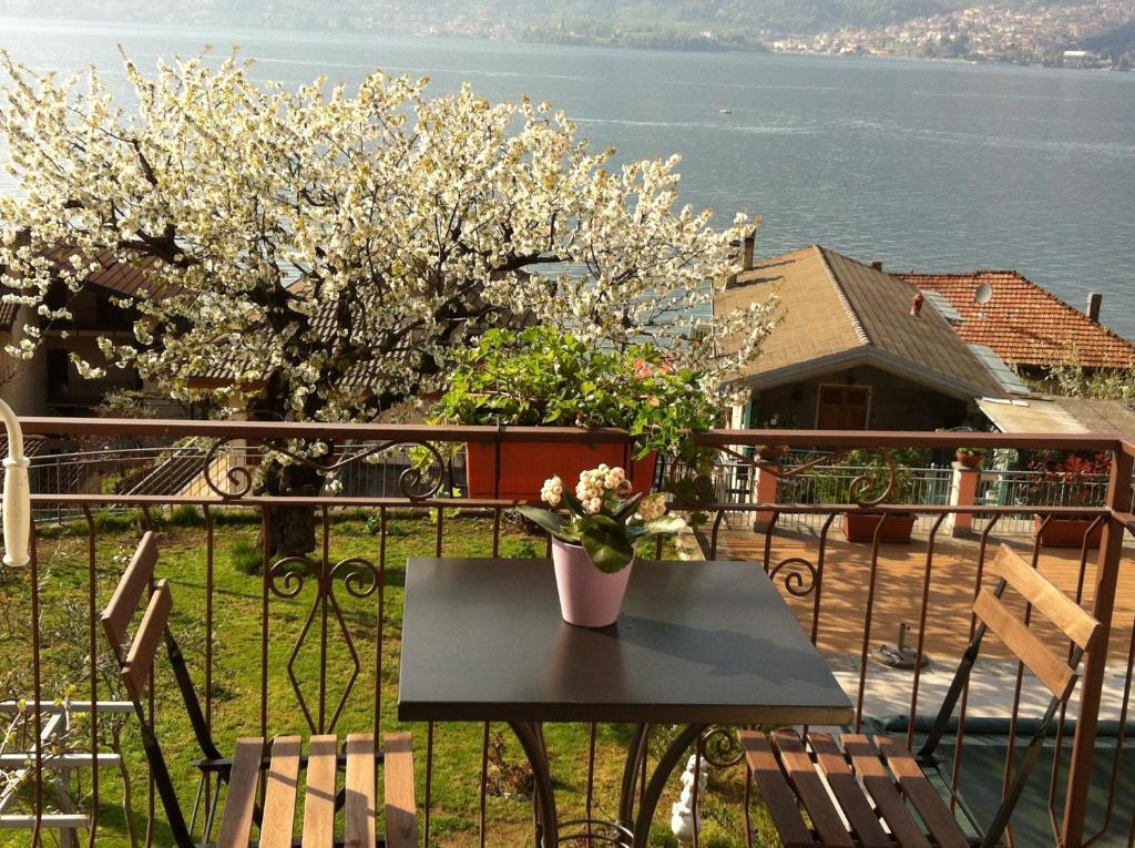 B&B Cherry En Rose Лецено Екстериор снимка